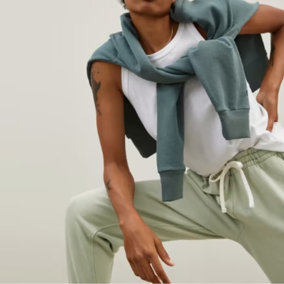 EVERLANE NWT organic cotton The Track jogger sweatpants in light green - Picture 3 of 5